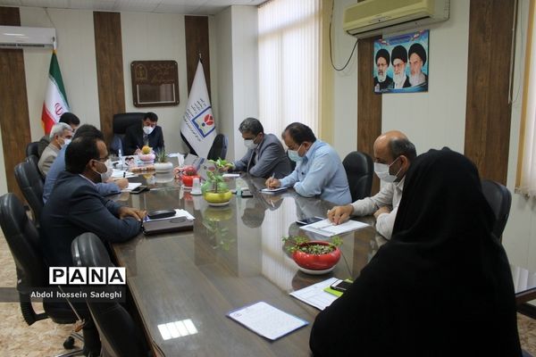 جلسه هم‌اندیشی حوزه معاونت پرورشی و فرهنگی اداره‌کل آموزش و پرورش استان بوشهر