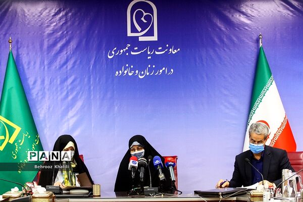 تفاهم نامه معاونت امور زنان و خانواده ریاست جمهوری با معاونت توسعه روستایی