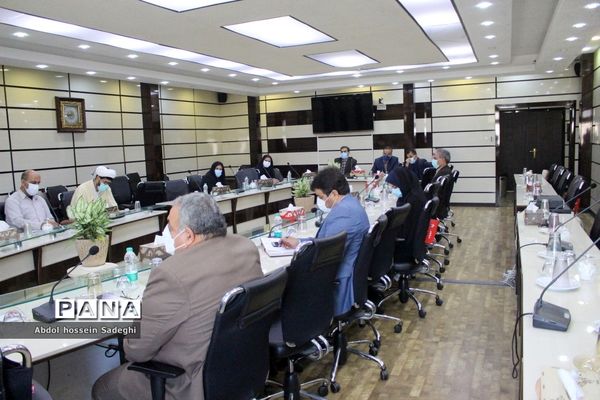 نشست هماهنگی گرامیداشت یوم الله سیزده آبان در آموزش و پرورش استان بوشهر