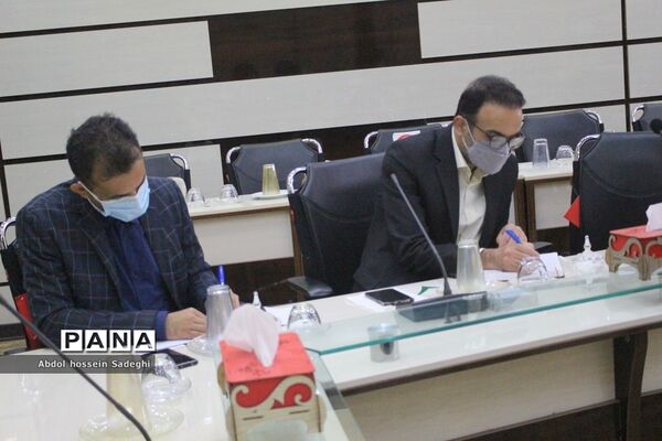 نشست هماهنگی گرامیداشت یوم الله سیزده آبان در آموزش و پرورش استان بوشهر