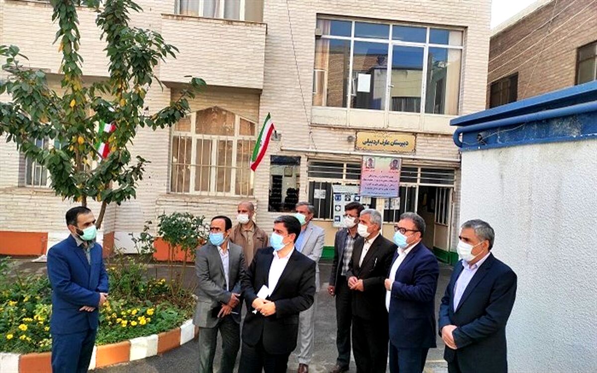 بازدید فرماندار شهرستان اردبیل از دبیرستان عارف