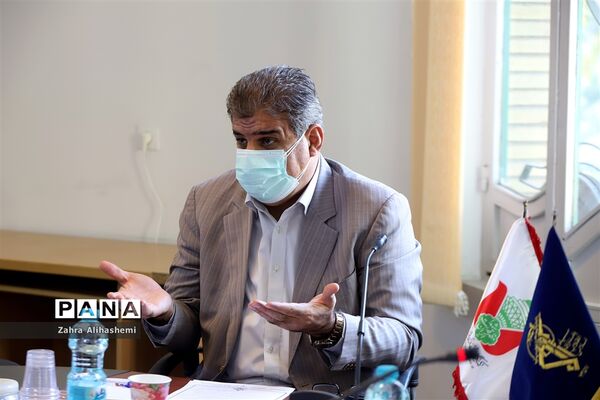 جلسه کمیته دانش‌آموزی و فرهنگیان کنگره شهدا شهر تهران