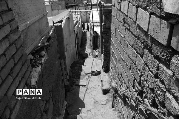 در متن حاشیه اهواز