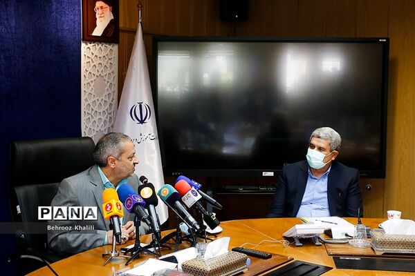 مراسم استخدام مدال‌آوران کشتی اسلو