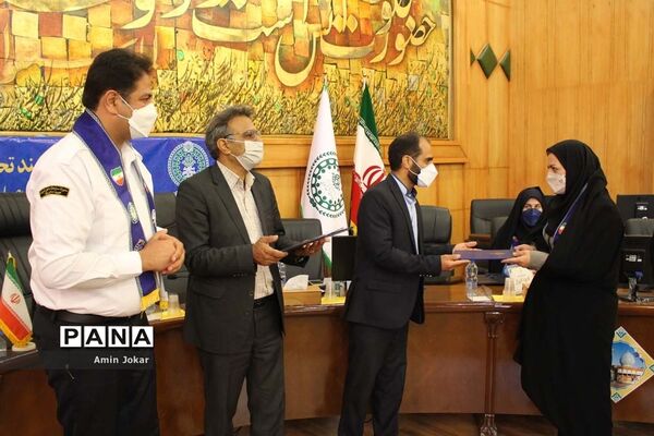 نشست تبیین سند تحول تشکیلات پیشتازان در فارس