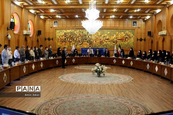نشست تبیین سند تحول تشکیلات پیشتازان در فارس