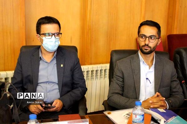 نشست تبیین سند تحول تشکیلات پیشتازان در فارس