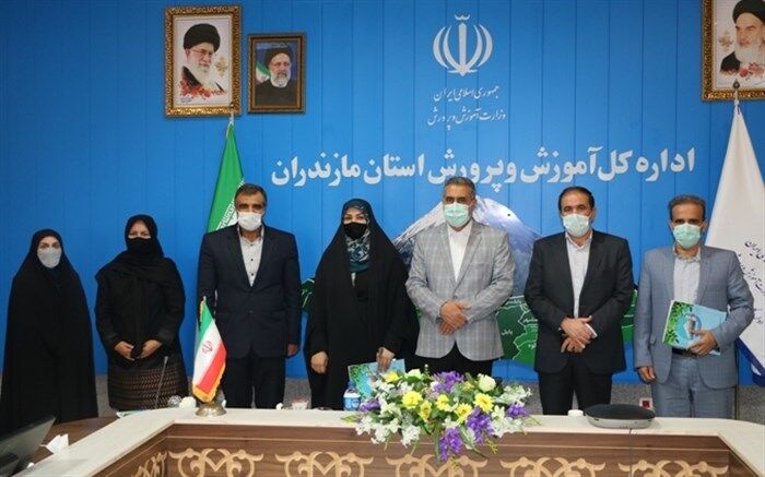 آیین تقدیر از رؤسای انجمن‌های اولیا و مربیان برتر مازندران برگزار شد