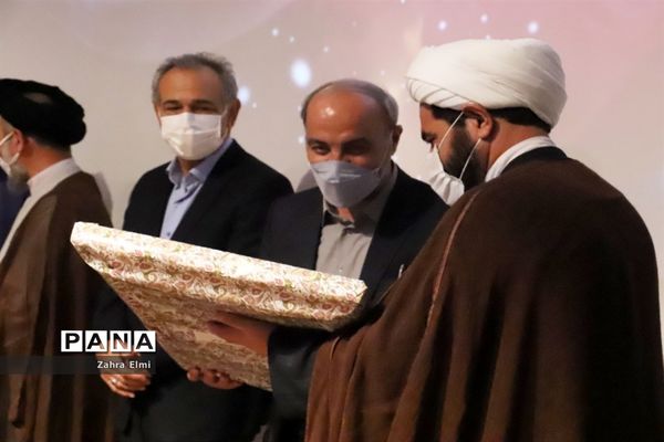 آیین تکریم و معارفه رئیس دانشگاه علوم پزشکی تبریز