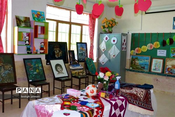 آیین بزرگداشت هفته پیوند اولیا و مربیان در مدارس آباده