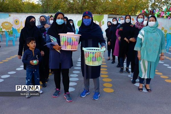 آیین بزرگداشت هفته پیوند اولیا و مربیان در مدارس آباده