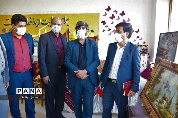 آیین بزرگداشت هفته پیوند اولیا و مربیان در مدارس آباده