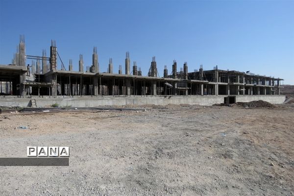 بازدید از پروژه‌های در حال ساخت مسکن ملی فرهنگیان شهرستان ساوجبلاغ