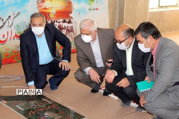ادای احترام سرپرست وزارت آموزش و پرورش به مقام شامخ شهدای استان کهگیلویه و بویراحمد