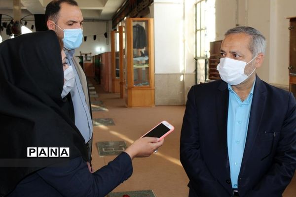 ادای احترام سرپرست وزارت آموزش و پرورش به مقام شامخ شهدای استان کهگیلویه و بویراحمد