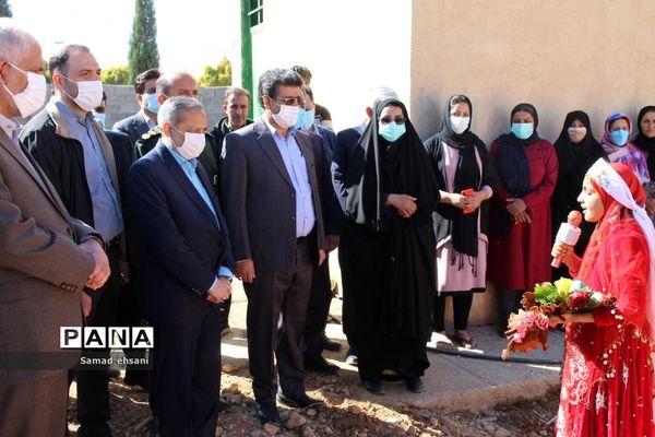 مراسم نمادین جمع‌آوری مدارس کانکسی کهگیلویه و بویراحمد