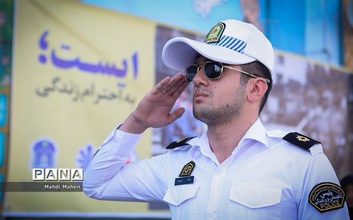 طرح همیار پلیس از اولویت‌های پلیس راهور است