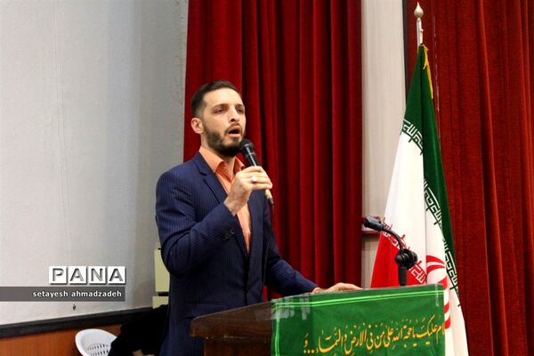 برگزاری نشست با عنوان جادوی رسانه در شهرستان گلوگاه