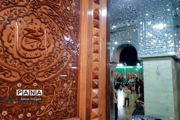 زائرین حرم حضرت عبدالعظیم الحسنی(ع) درشهرری