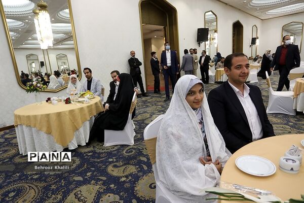 جشن ازدواج دانشجویی