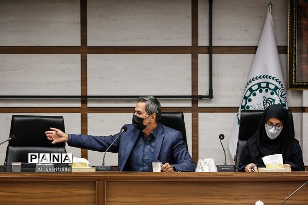 جلسه توجیهی تبیین بسته تحولی سازمان دانش‌آموزی