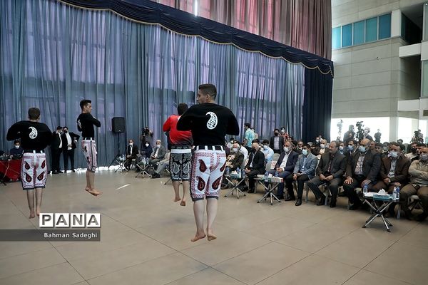 مراسم تجلیل از کشتی‌گیران تیم ملی