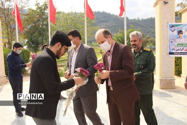 آیین افتتاح هفته بسیج دانش‌آموزی در شهرستان گلوگاه