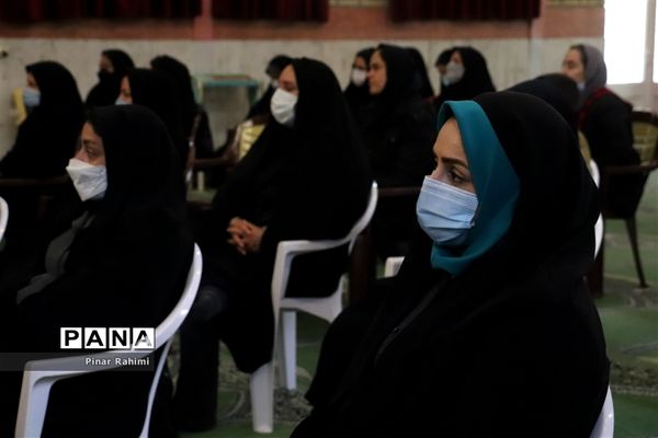 دیدار بانوان اداره کل آموزش و پرورش آذربایجان شرقی  با نماینده مجلس شورای اسلامی