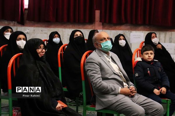 دیدار بانوان اداره کل آموزش و پرورش آذربایجان شرقی  با نماینده مجلس شورای اسلامی