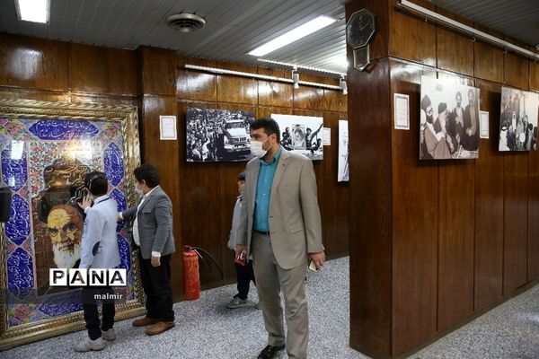 محفل انس با قرآن دانش آموزی در حسینیه جماران