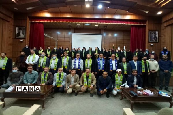 دوره آموزشی تبین و تشریح سند تحول تشکیلات دانش‌آموزی پیشتازان