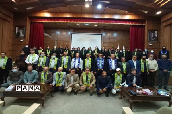 دوره آموزشی تبین و تشریح سند تحول تشکیلات دانش‌آموزی پیشتازان