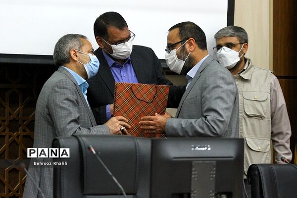 نشست سراسری مسئولان بسیج فرهنگیان کشور