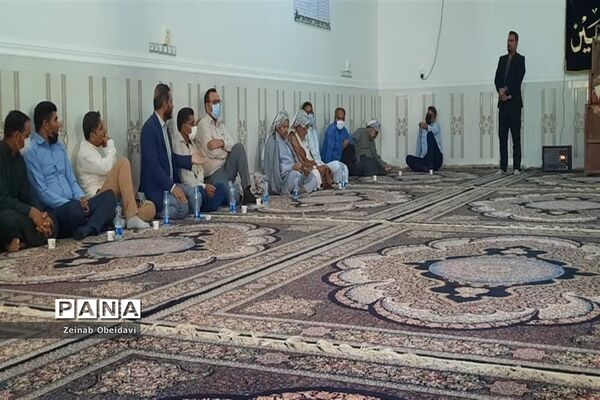 دیدار چهره به چهره اهالی روستای حلاف حمیدیه با مسئولان آموزش و پرورش شهرستان