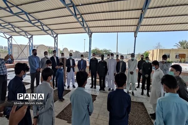 مراسم عطرافشانی مزار شهدای دانش‌آموزی چابهار