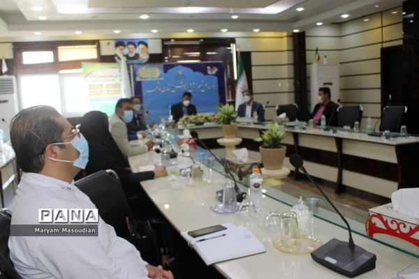 مراسم تجلیل از گروه آموزشی مشاوران استان بوشهر