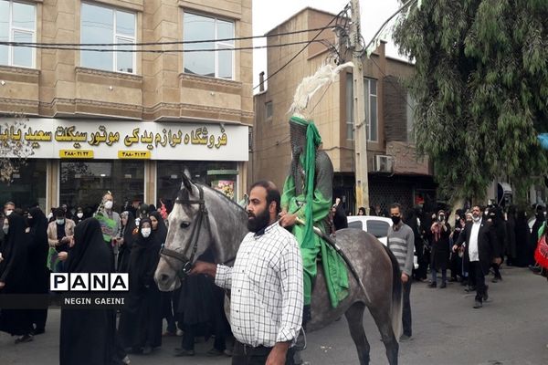 اسقبال از کاروان نمادین ورود حضرت معصومه(س) به قم