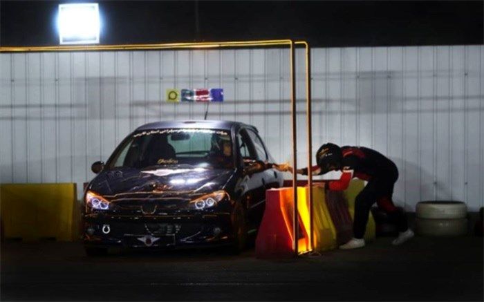 «باشگاه اتومبیلرانی دست فرمون» رانندگان خود را شناخت