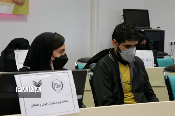 نشست صمیمی تشکل ‌های دانش‌آموزی و دانشجویی با مسئولان شهرستان قدس