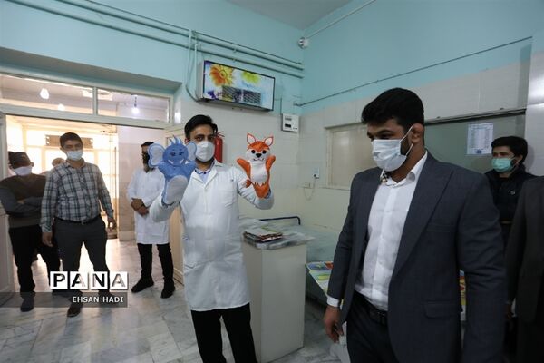 حضور حسن یزدانی در آسایشگاه معلولین ذهنی  شهید بهشتی  مشهد