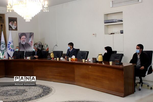 نشست صمیمی مسئول سازمان بسیج فرهنگیان با معاونان آموزش و پرورش آذربایجان غربی