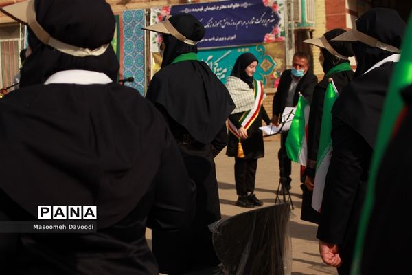 آیین نواختن زنگ استکبارستیزی در مدارس فارس