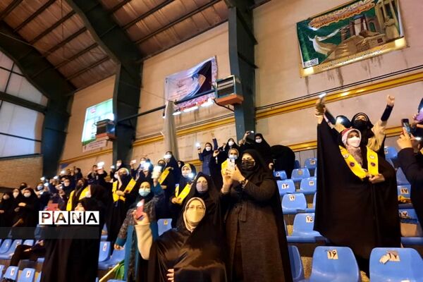 مراسم بزرگداشت شهدای دانش آموز و روز 13 آبان ناحیه یک