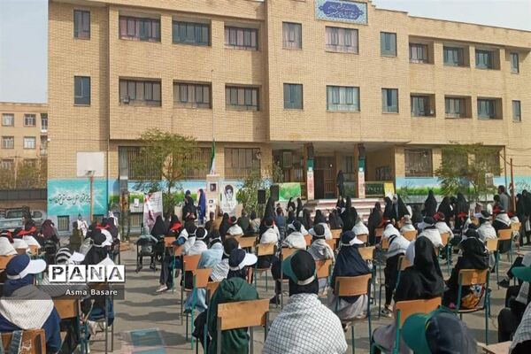 آیین زنگ استکبار ستیزی در دبیرستان شهید همت ملارد