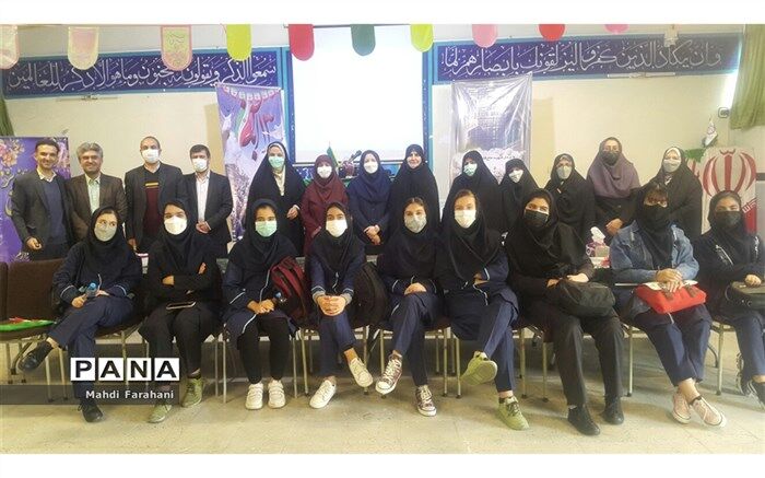 دانش‌آموزان نقش مهمی در پیشرفت کشور دارند