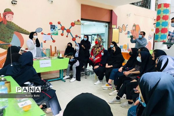 همایش روز آزمایشگاه در پژوهش سرای شهید خوشبخت بوشهر