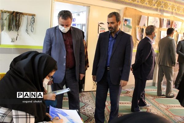 مسابقه نقاشی زنده به مناسبت هفته پدافند غیرعامل در محمودآباد