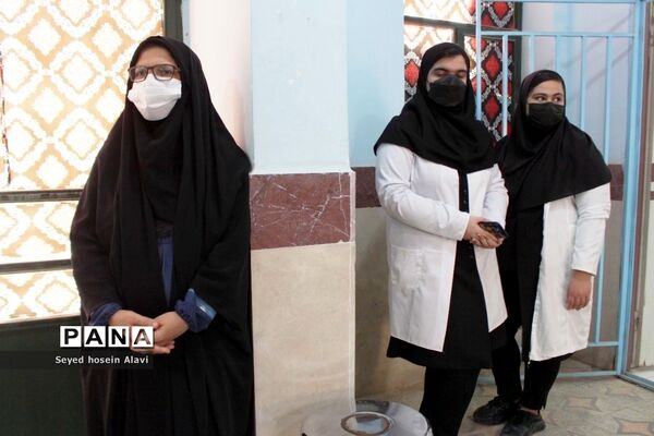 روز آزمایشگاه در آزمایشگاه مرکزی شهرستان دشتی