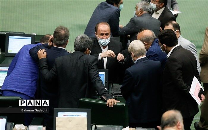 موافقت نمایندگان با دو لایحه جدید دولت