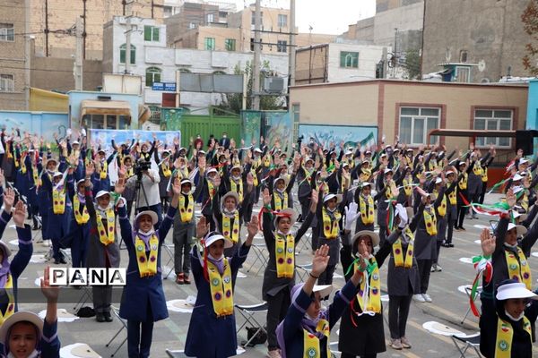 مانور بزرگ فرزندان روح الله زنگ استکبارستیزی در شهرستان قدس